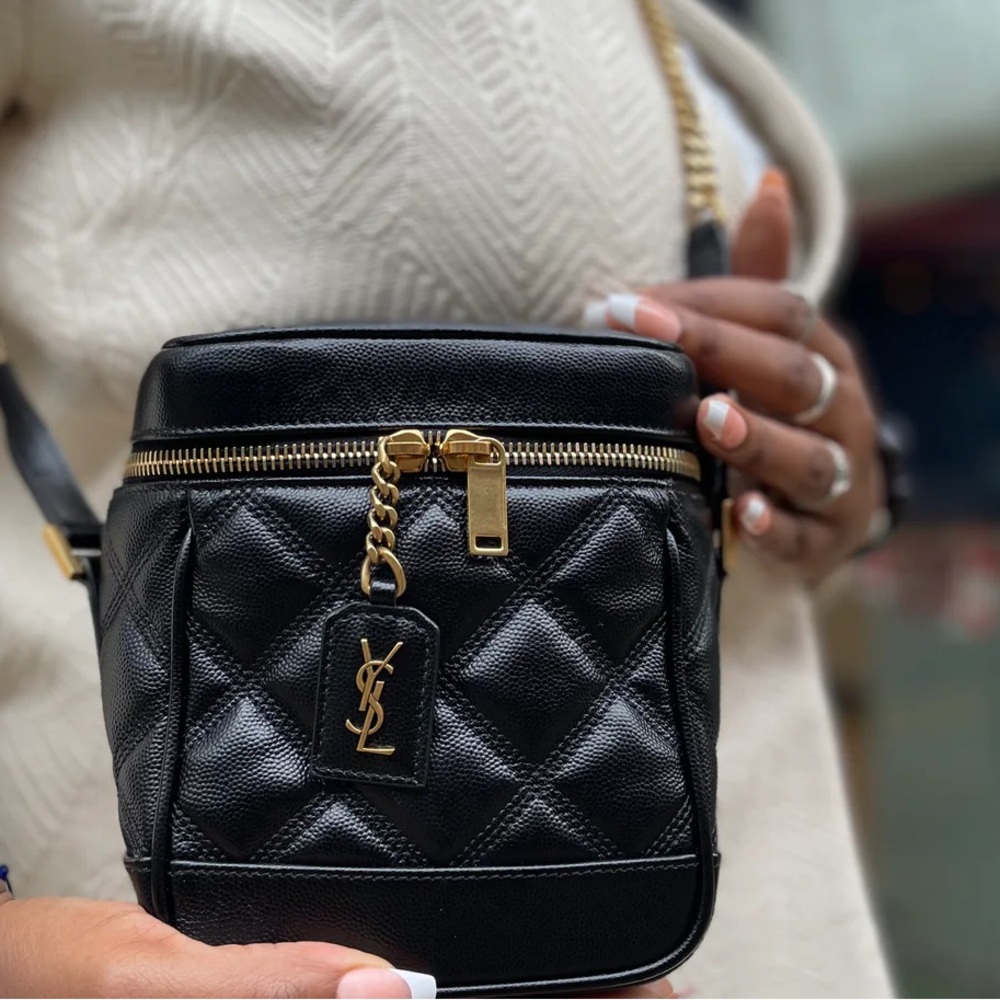 Like NEW! SAINT LAURENT YSL Black Quilted Grain De Poudre Leather 80s Vanity Bag - Picture 1 of 16